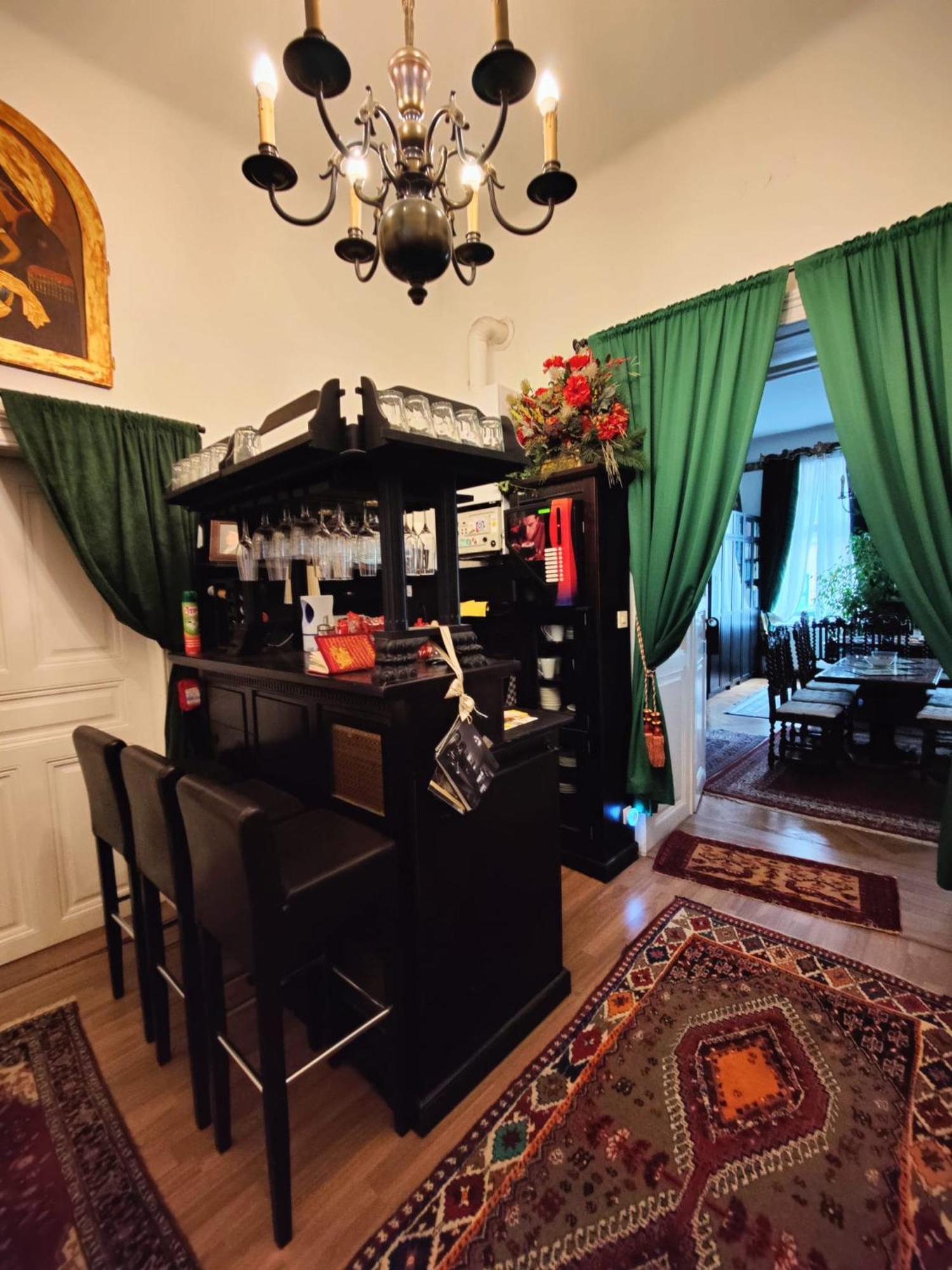 Luxury Near Castle Hotel Vienna Exterior photo